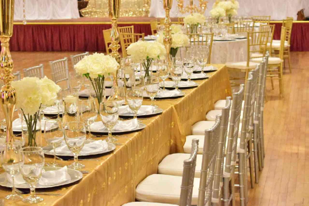 Valley Dale Ballroom. Seated Dinner. Gold and Ivory Theme.